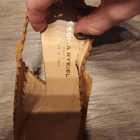 Sonia Rykiel Sued kitten heels - Picture 3 of 5